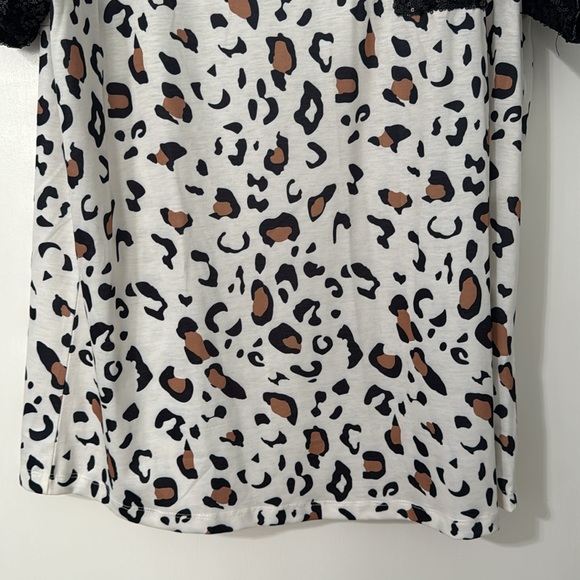 Sunshine and Rodeos cheetah shirt with a pack sequin sleeve and pocket - Picture 9 of 16